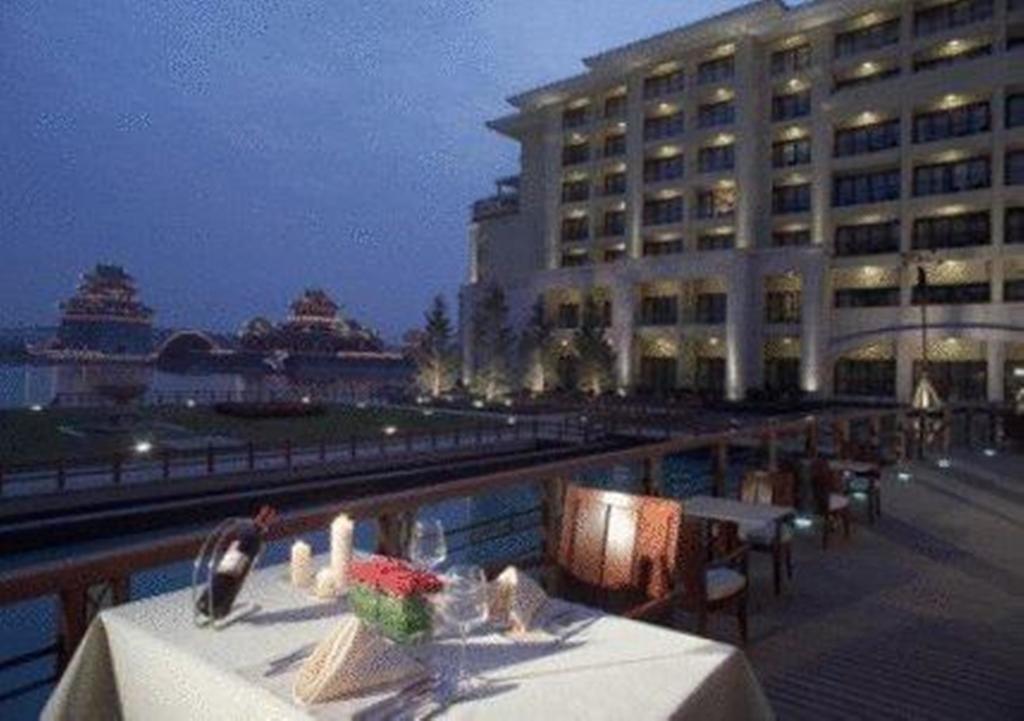 New Century Grand Hotel Kchaj-feng Exteriér fotografie
