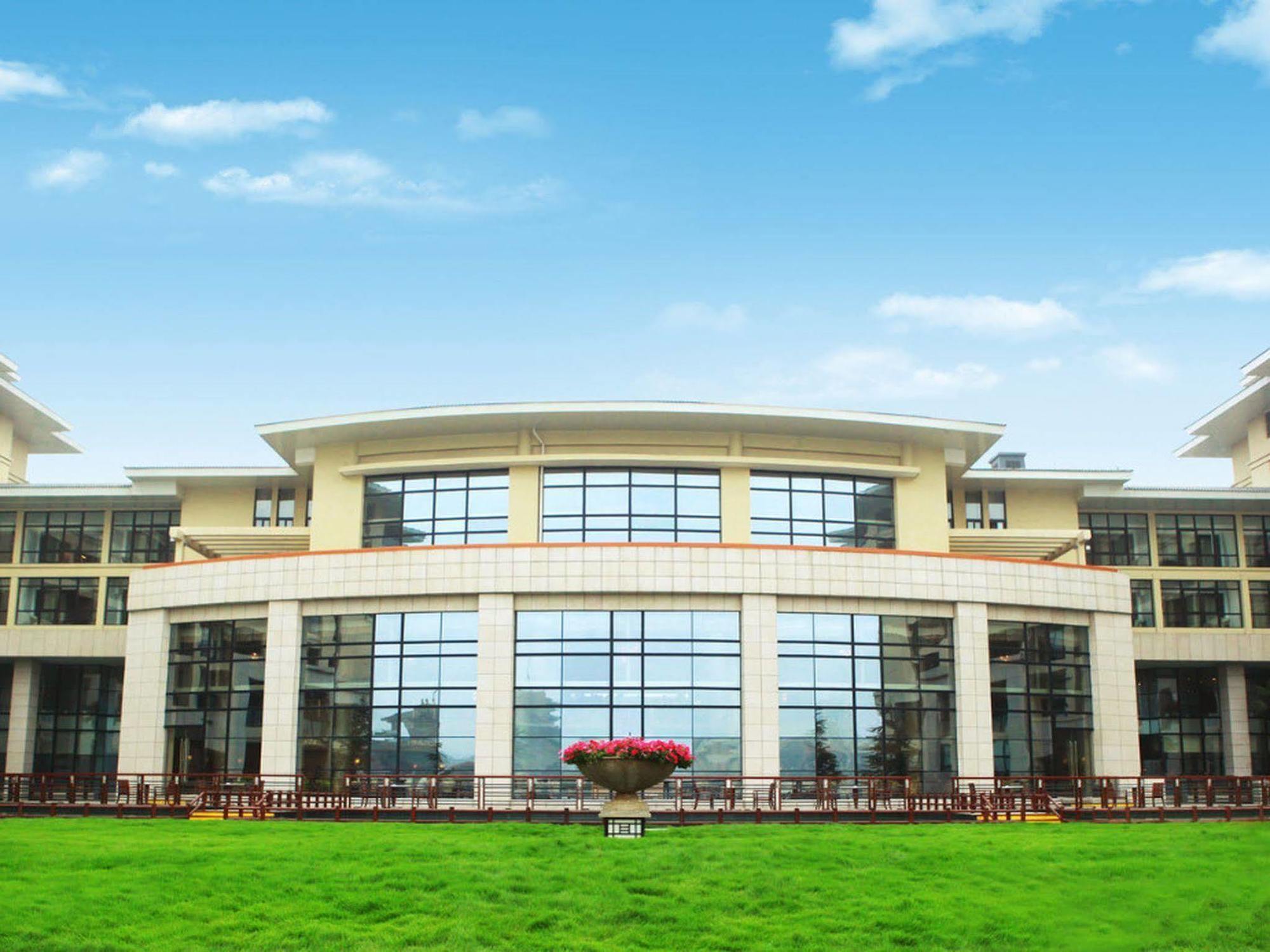 New Century Grand Hotel Kchaj-feng Exteriér fotografie